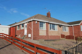 2 bedroom Detached t...